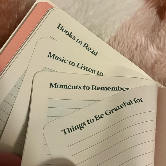 12 month “Be your best self” planner set - Picture 8 of 11